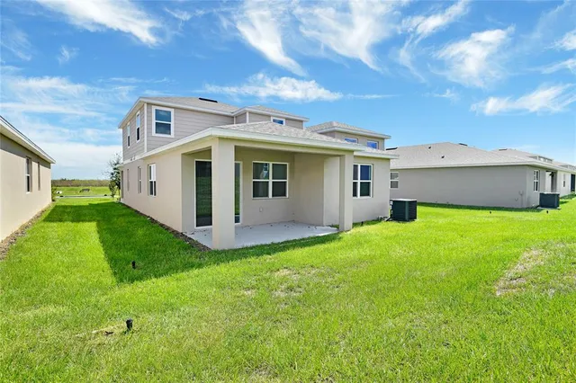 $420,950 | 1015 Wisteria Way, Dundee, FL 33838