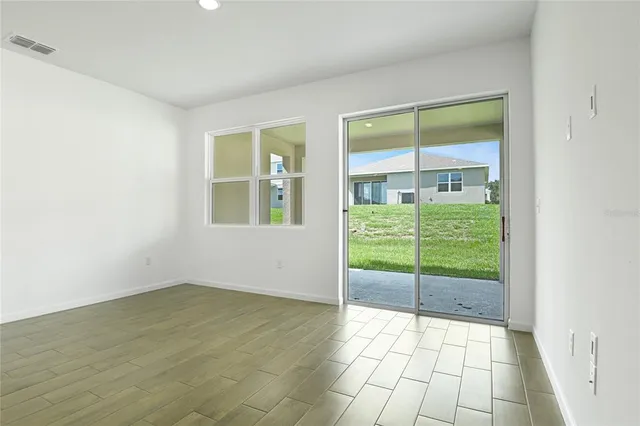 $420,950 | 1015 Wisteria Way, Dundee, FL 33838