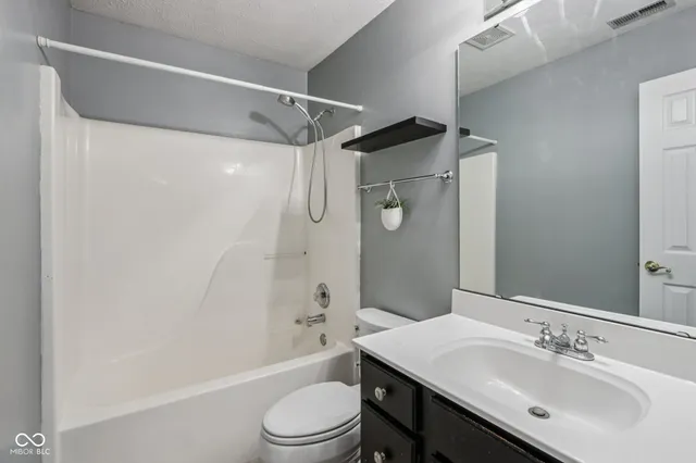 $299,900 | 1184 Threshing Court, Indianapolis, IN 46229