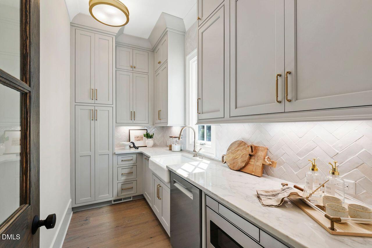 1406 Hunting Ridge Road Raleigh, NC 27615 - Photo 15 of 74 4