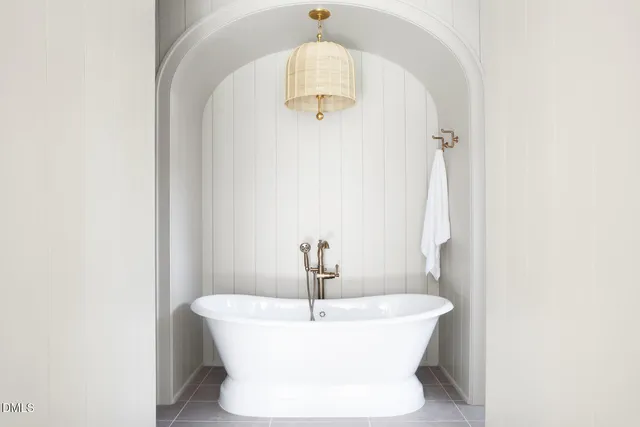 $2,599,000 | 1406 Hunting Ridge Road, Raleigh, NC 27615