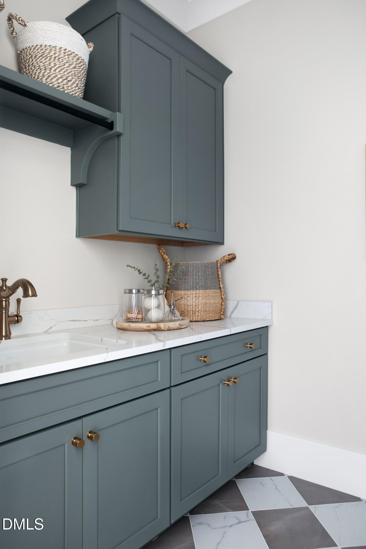 1406 Hunting Ridge Road Raleigh, NC 27615 - Photo 59 of 74 251009_546w