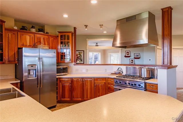 $1,075,000 | 5857 East Lake Road, Cazenovia, NY 13035