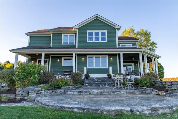 $1,075,000 | 5857 East Lake Road, Cazenovia, NY 13035