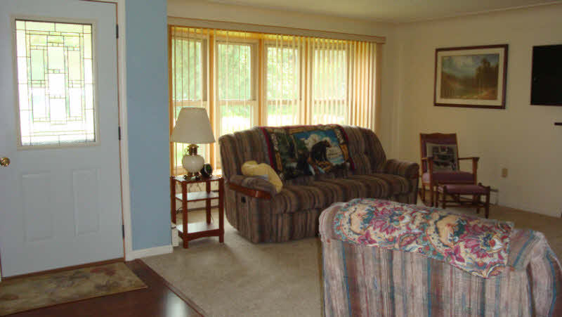 1950 West Beaver Road Auburn, MI 48611 - Photo 6 of 28 Gallery Image 6