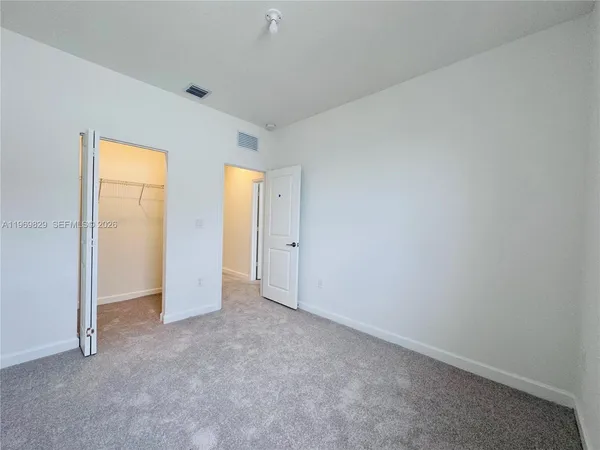 $3,200 | 2527 Southeast 29th Street, Homestead, FL 33035