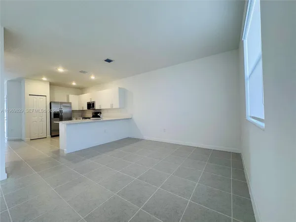 $3,200 | 2527 Southeast 29th Street, Homestead, FL 33035