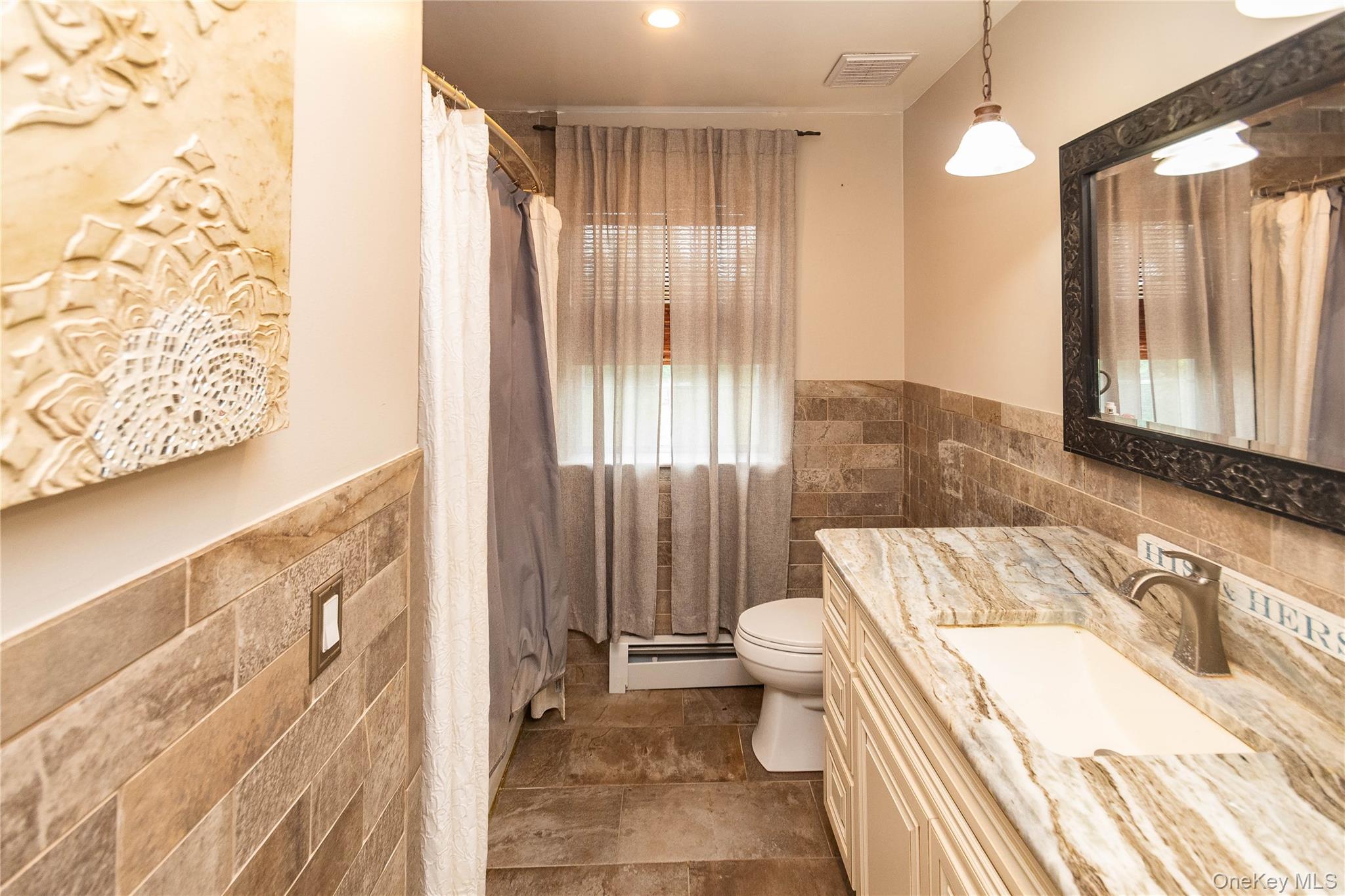 1 Starlight Path Wallkill, NY 12589 - Photo 19 of 33 Bathroom
