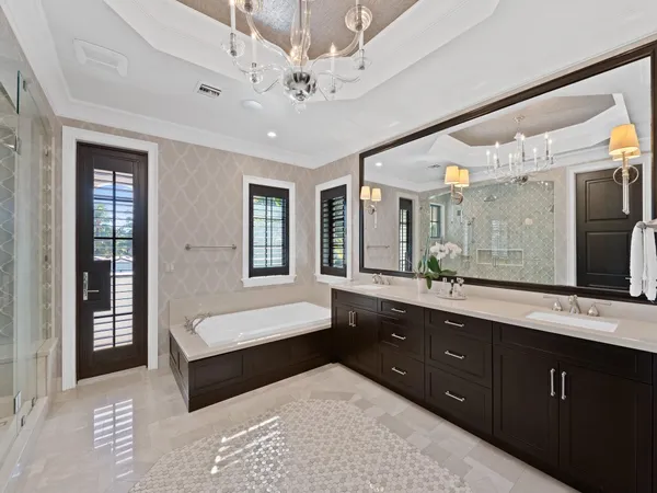 $6,995,000 | 2319 Northeast 28th Street, Lighthouse Point, FL 33064