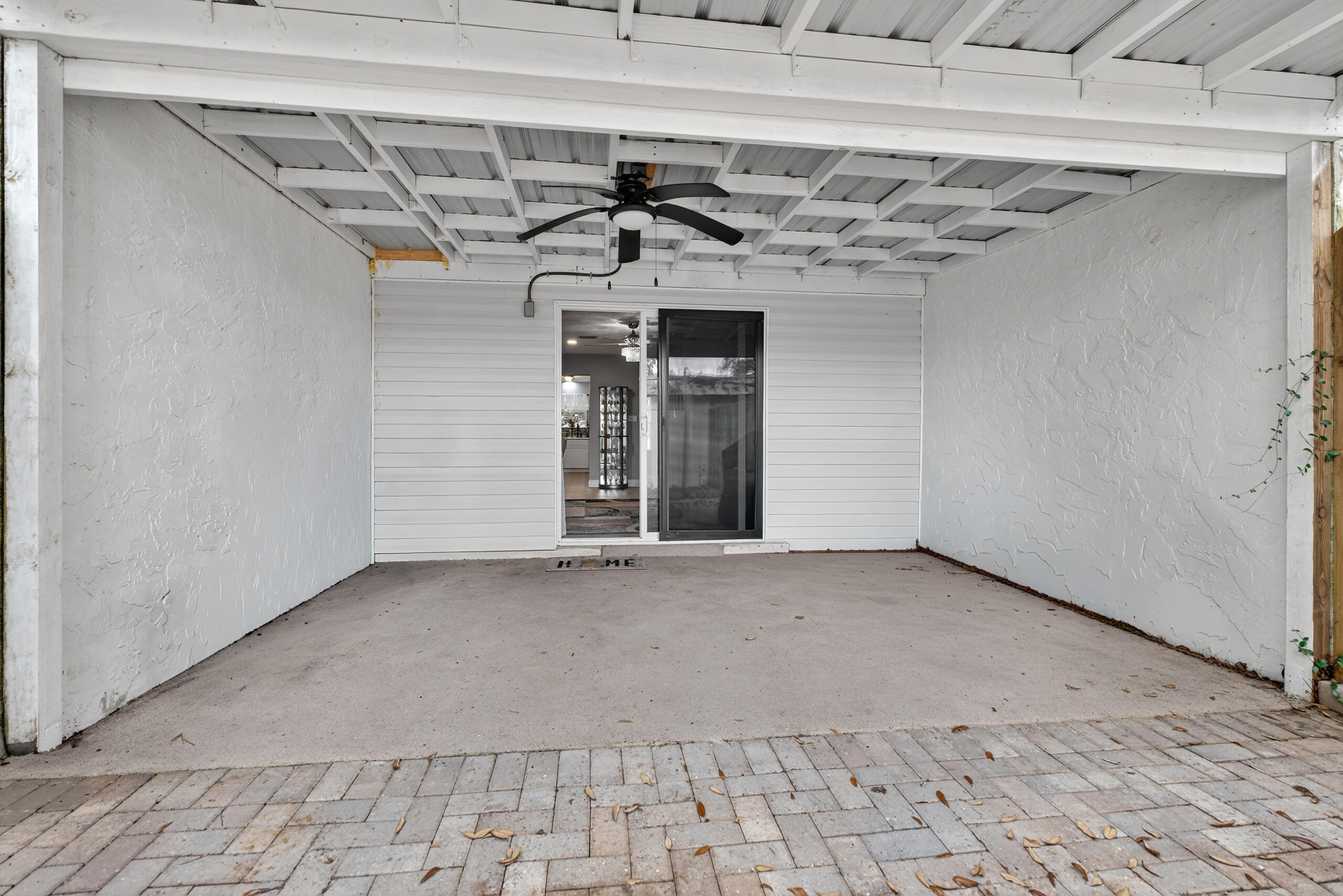 35 10th Street, Unit D Shalimar, FL 32579 - Photo 23 of 33 a view of a garage