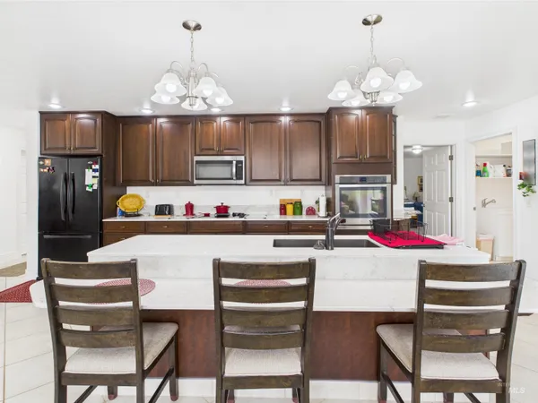 $345,000 | 11 North 3rd W Street, Paul, ID 83347