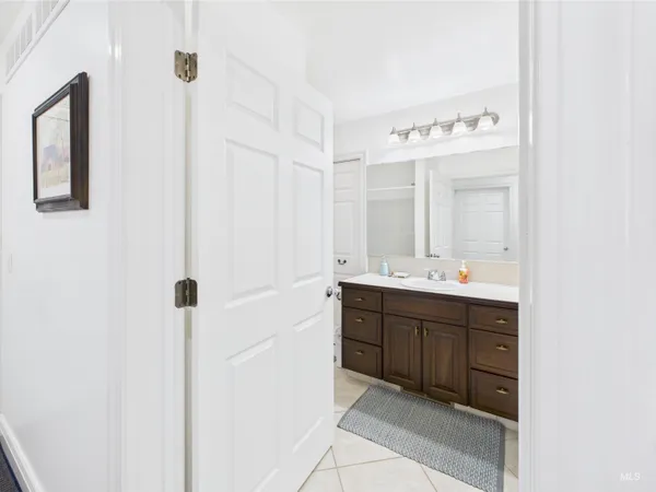 $345,000 | 11 North 3rd W Street, Paul, ID 83347