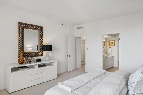 $1,198,000 | 101 Lombard Street, Unit 214E, San Francisco, CA 94111