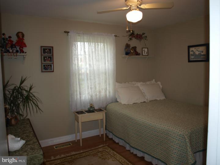 1432 Overlook Road Yardley, PA 19067 - Photo 21 of 25 Bedroom