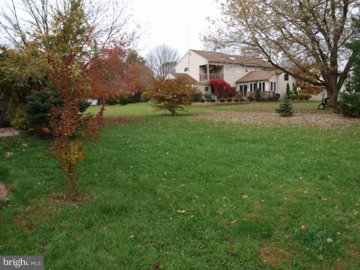 1432 Overlook Road Yardley, PA 19067 - Photo 24 of 25 Back Yard