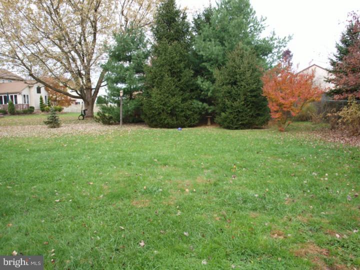 1432 Overlook Road Yardley, PA 19067 - Photo 25 of 25 Back Yard