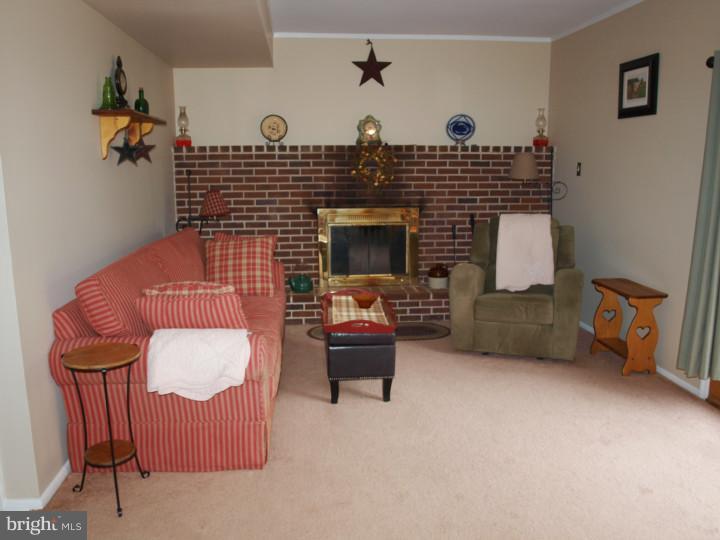 1432 Overlook Road Yardley, PA 19067 - Photo 10 of 25 Family Room