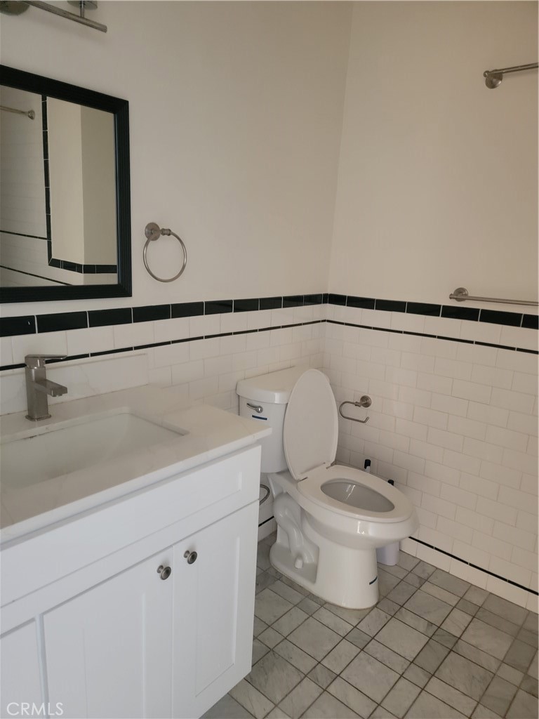 1840 Camden Avenue, Unit 202 Los Angeles, CA 90025 - Photo 20 of 32