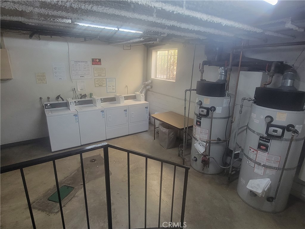 1840 Camden Avenue, Unit 202 Los Angeles, CA 90025 - Photo 26 of 32