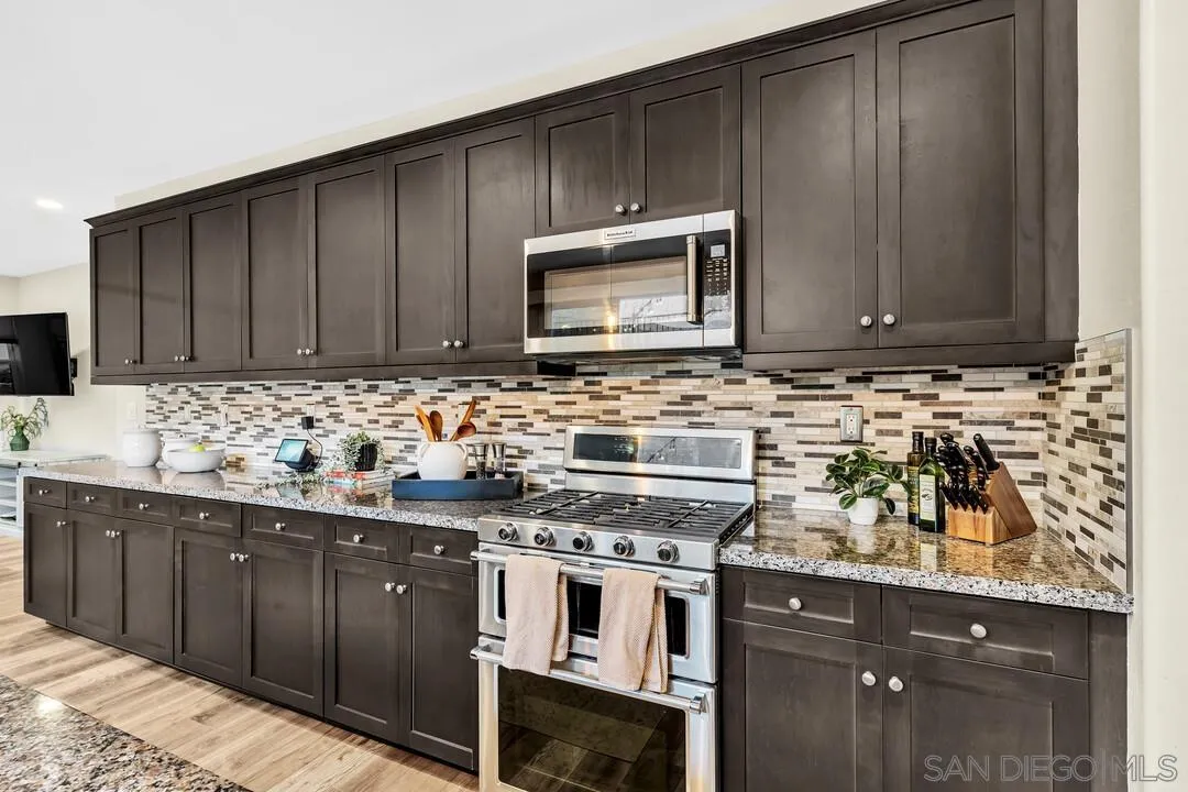 8514 Boulder Way Santee, CA 92071 - Photo 14 of 44 Gallery Image 14