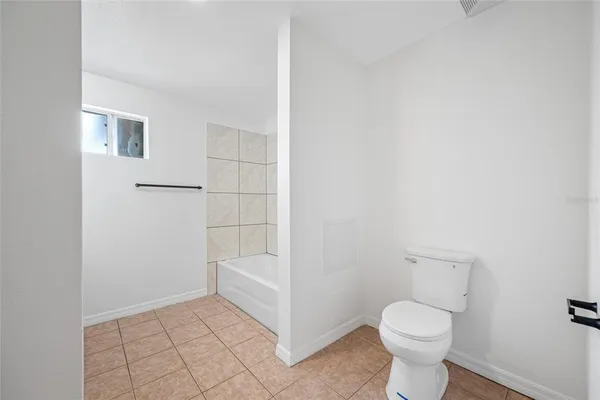 $1,150 | 5109 Horton Road, Unit B, Plant City, FL 33567