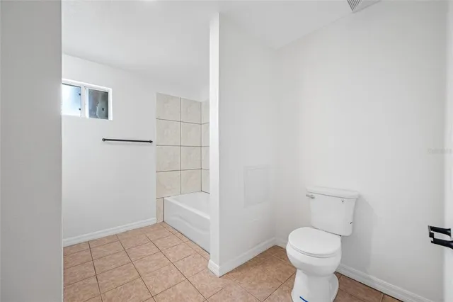 $1,000 | 5109 Horton Road, Unit B, Plant City, FL 33567