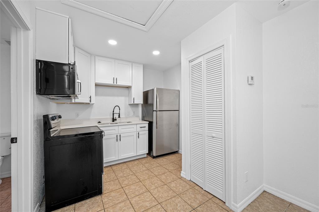 5109 Horton Road, Unit B Plant City, FL 33567 - Photo 4 of 12