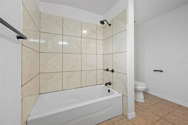 $1,000 | 5109 Horton Road, Unit B, Plant City, FL 33567