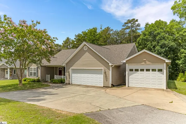$699,900 | 118 Hard Cash Lane, Fair Play, SC 29643