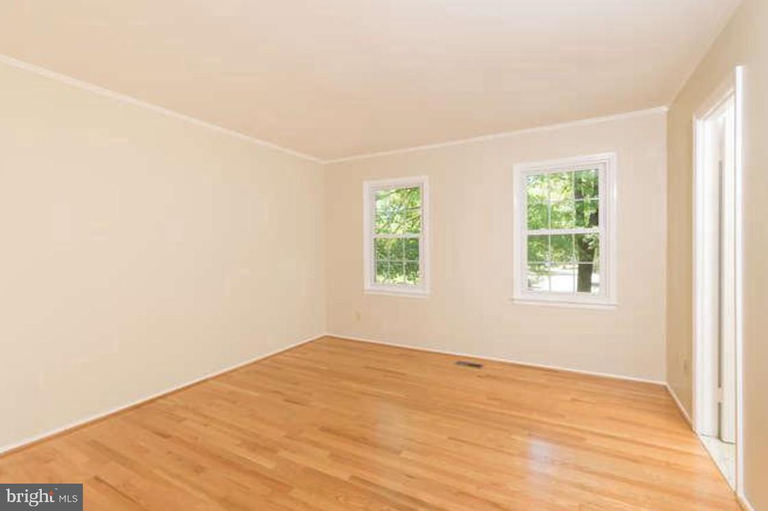 8302 Moline Place Springfield, VA 22153 - Photo 14 of 27