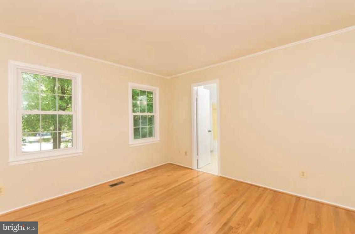 8302 Moline Place Springfield, VA 22153 - Photo 15 of 27