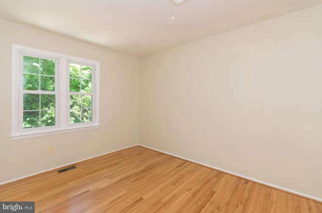 8302 Moline Place Springfield, VA 22153 - Photo 20 of 27