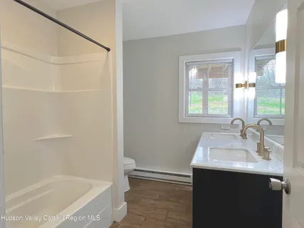 $775,000 | 230 New York 32 Street North, New Paltz, NY 12561