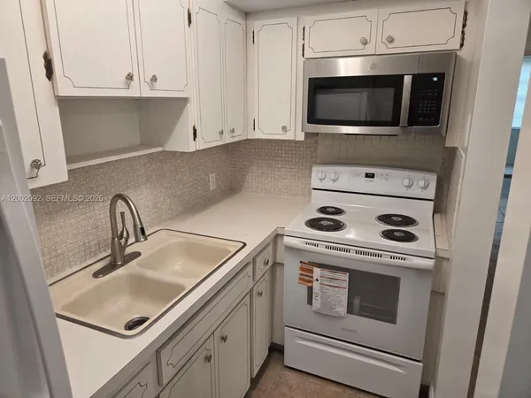 $1,600 | 1515 Northeast 125th Terrace, Unit 107, North Miami, FL 33161