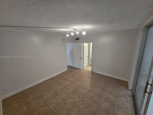 $1,600 | 1515 Northeast 125th Terrace, Unit 107, North Miami, FL 33161