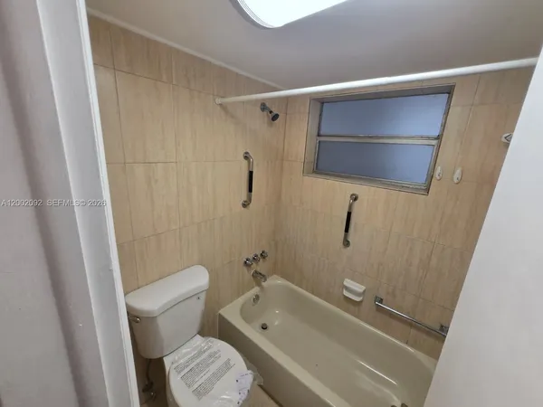 $1,600 | 1515 Northeast 125th Terrace, Unit 107, North Miami, FL 33161