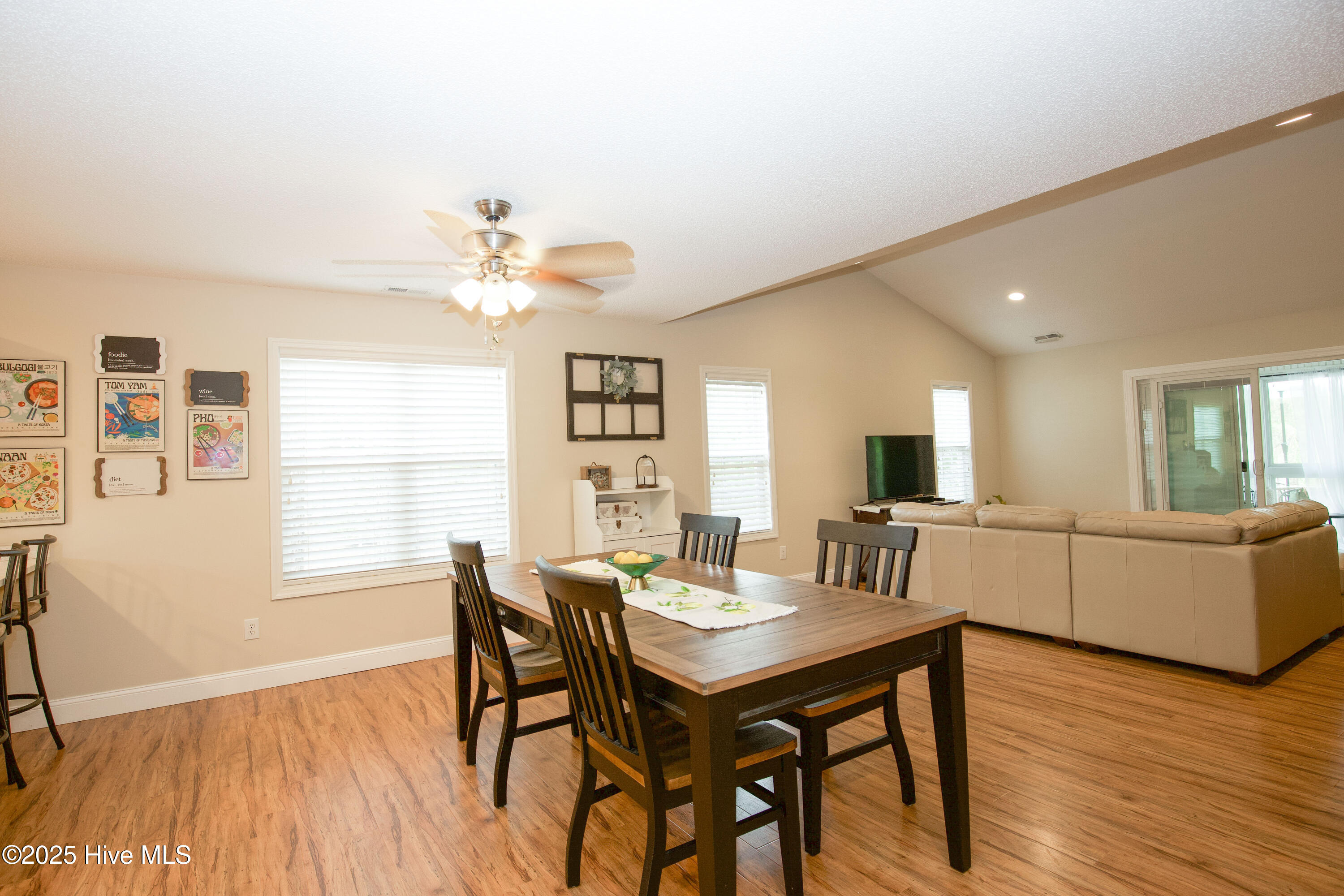 225 Adams Circle Pinehurst, NC 28374 - Photo 4 of 42 225 Adams Cir-7