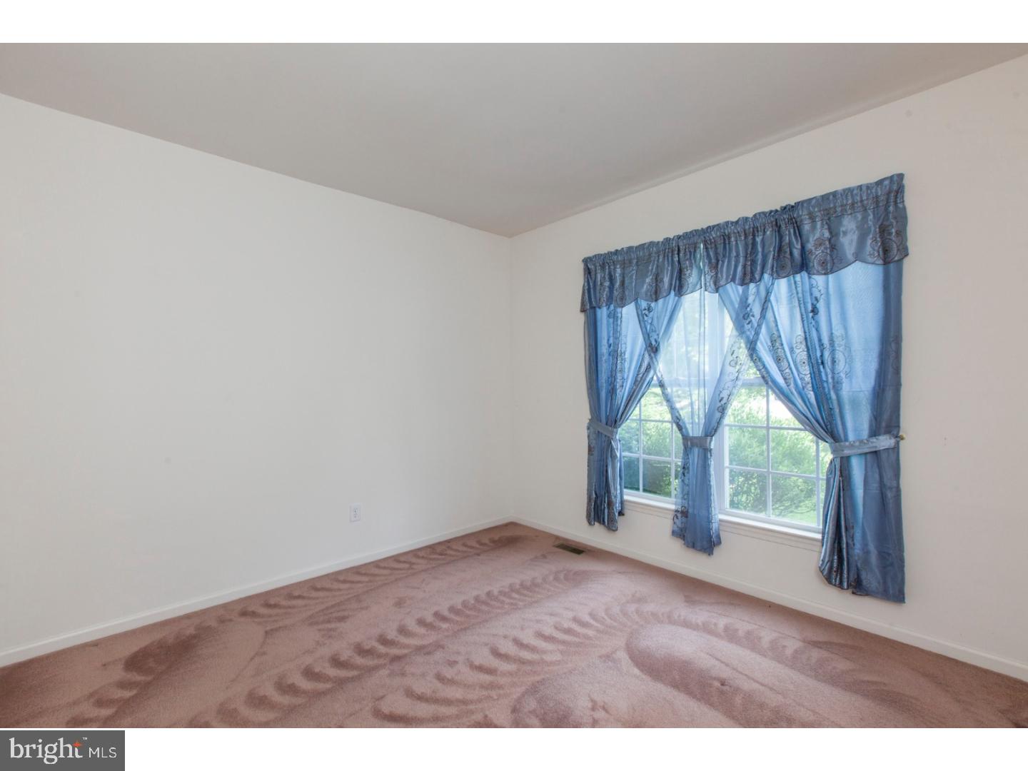152 Milbury Road East Fallowfield, PA 19320 - Photo 14 of 23 Bedroom 3