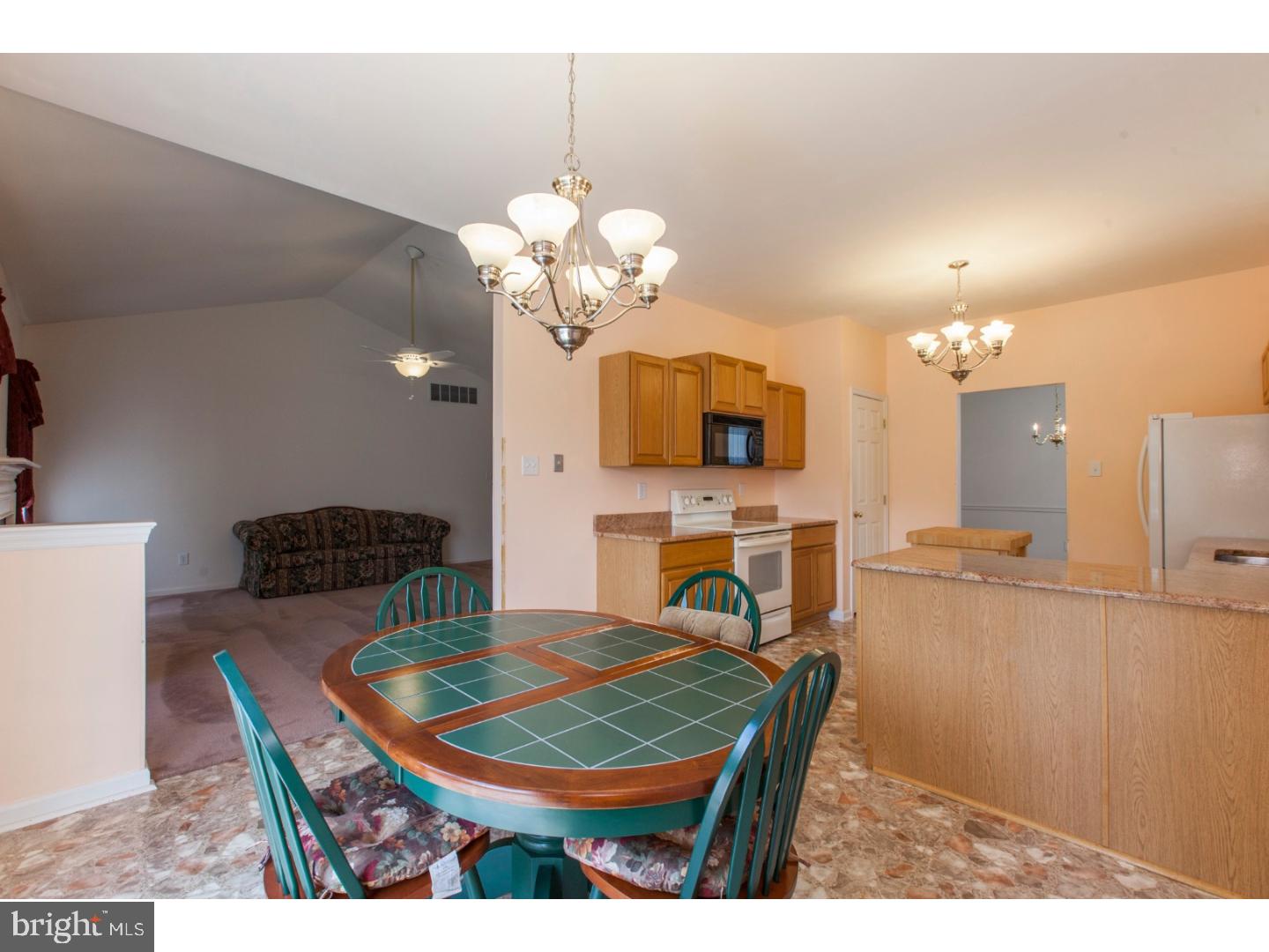 152 Milbury Road East Fallowfield, PA 19320 - Photo 7 of 23 Breakfast Room