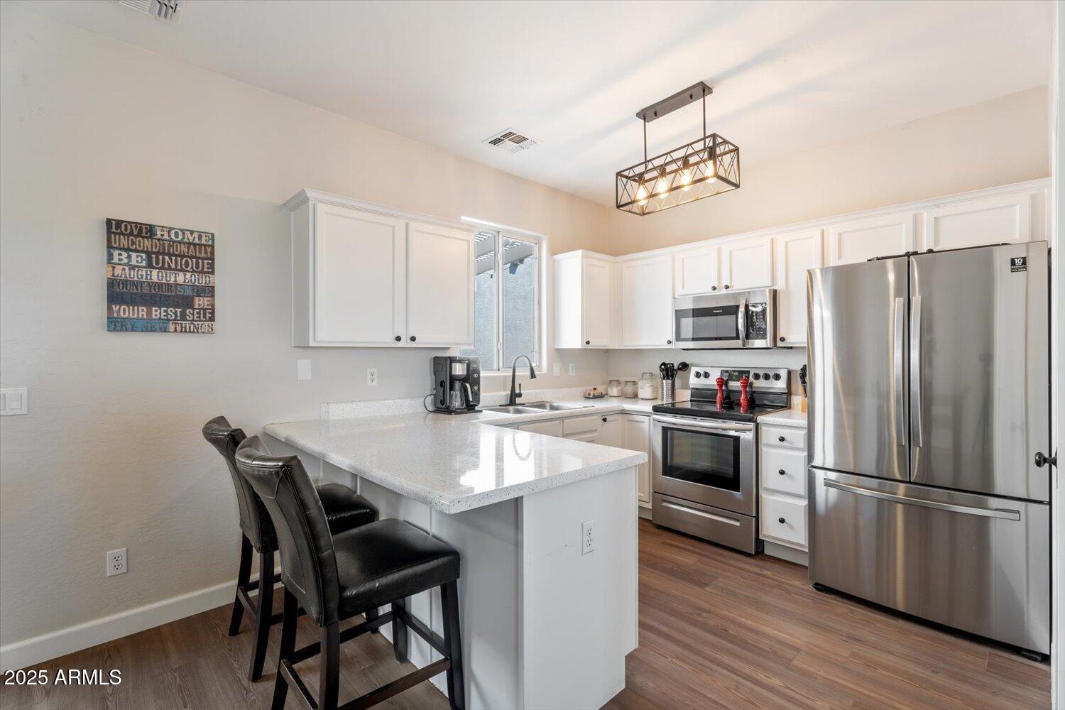 2300 East Magma Road, Unit 19 San Tan Valley, AZ 85143 - Photo 7 of 30 Kitchen