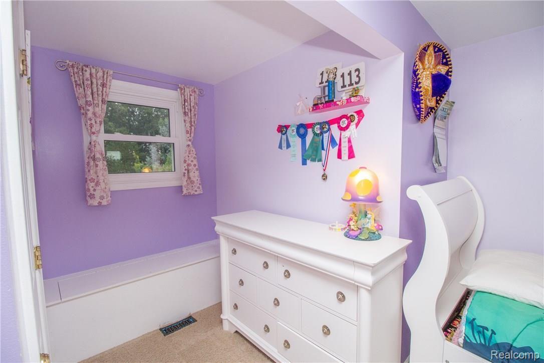 5955 Thomas Road Oxford, MI 48371 - Photo 22 of 46 Bedroom3-3.jpg