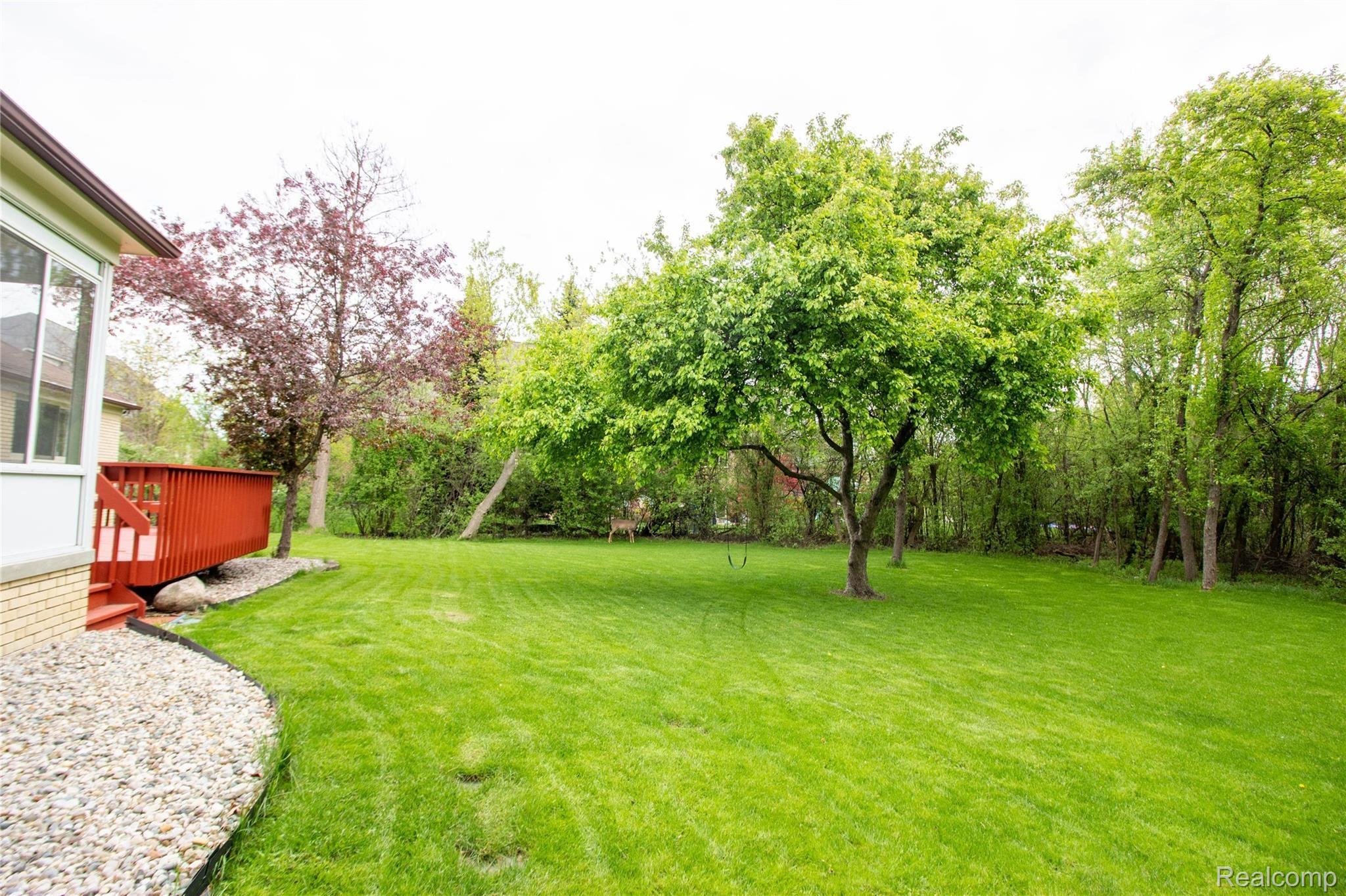 4140 Beach Road Troy, MI 48098 - Photo 37 of 38 _MG_9437-HDR.jpg