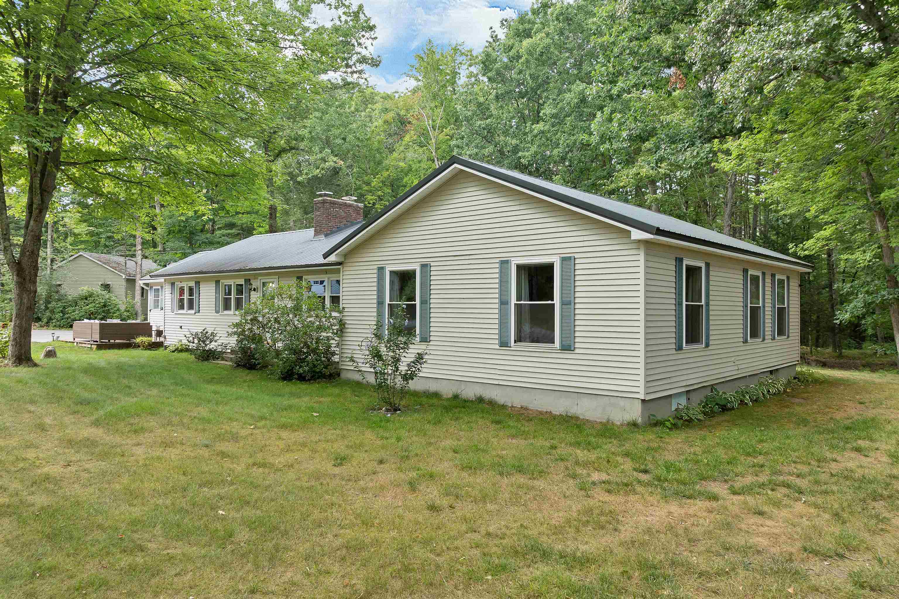 6 Ridgewood Drive Bow, NH 03304 - Photo 3 of 51 Gallery Image 3