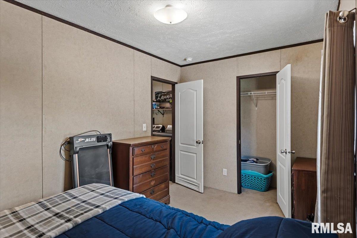 421 West Monroe Street Girard, IL 62640 - Photo 22 of 36