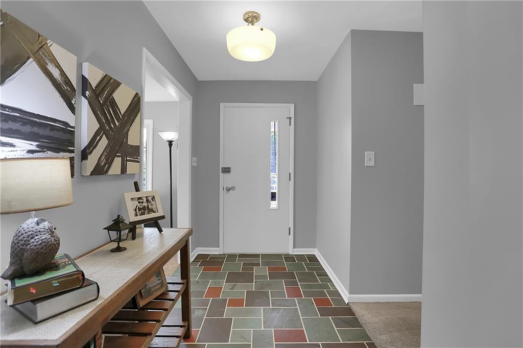 6464 Breamore Road Indianapolis, IN 46220 - Photo 3 of 35 Gallery Image 3