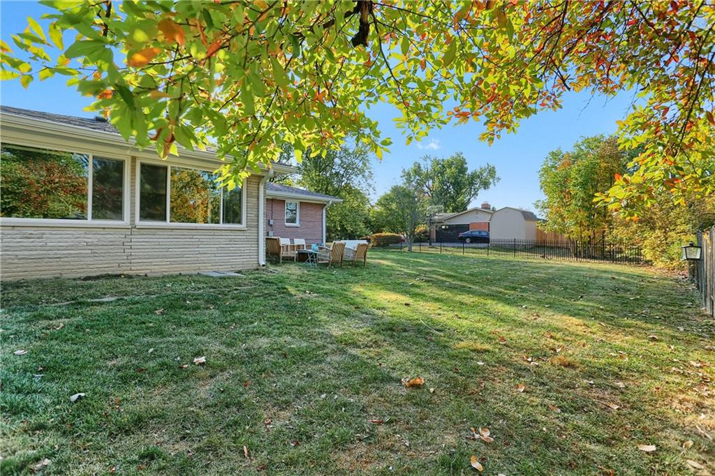 6464 Breamore Road Indianapolis, IN 46220 - Photo 33 of 35 Gallery Image 33