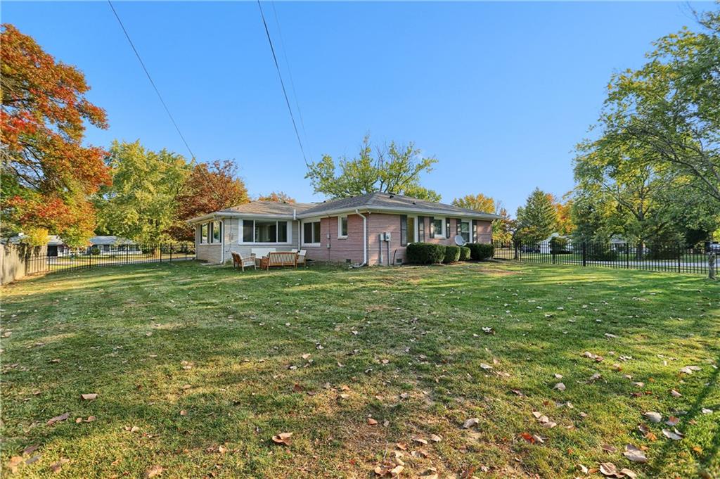 6464 Breamore Road Indianapolis, IN 46220 - Photo 34 of 35 Gallery Image 34