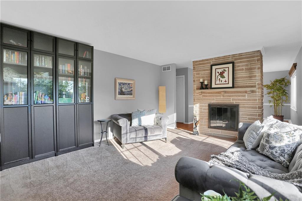 6464 Breamore Road Indianapolis, IN 46220 - Photo 7 of 35 Gallery Image 7