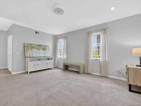 $735,000 | 231 Carrollwood Drive, Tarrytown, NY 10591