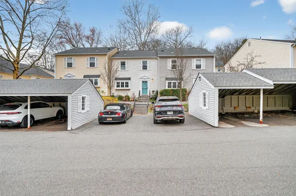 $735,000 | 231 Carrollwood Drive, Tarrytown, NY 10591